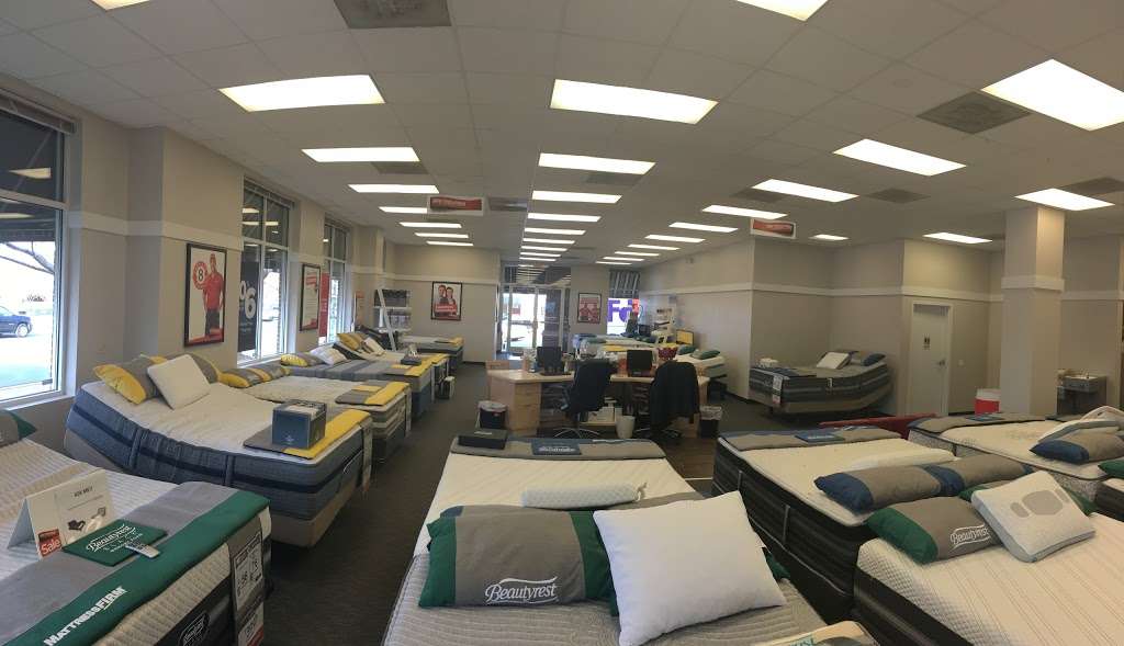 Mattress Firm Southpark | 4735 Sharon Rd Ste 100, Charlotte, NC 28210 | Phone: (704) 367-9155