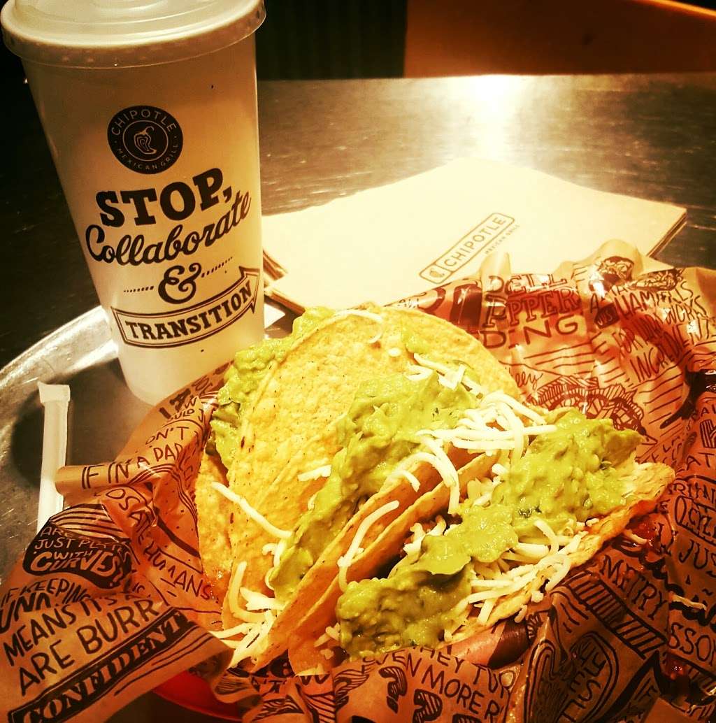 Chipotle Mexican Grill | 1569 Fall River Dr Ste 105, Loveland, CO 80538, USA | Phone: (970) 461-8900