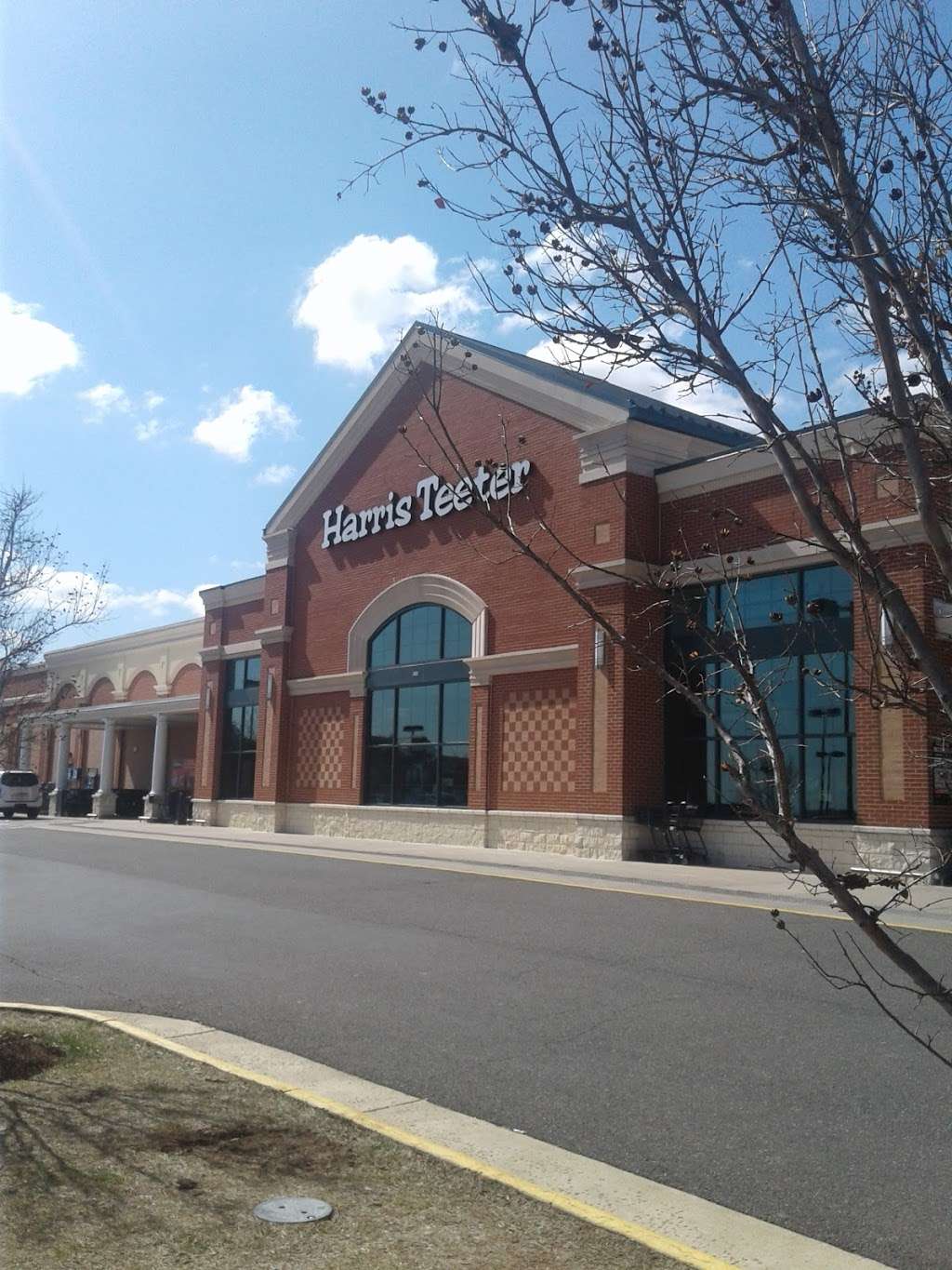 Northrock Shopping Center | 427-530 Fletcher Dr, Warrenton, VA 20186, USA | Phone: (301) 986-6200