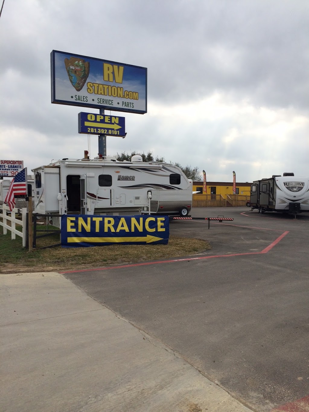 RV Station Katy | 27725 Katy Fwy, Katy, TX 77494, USA | Phone: (281) 392-0101