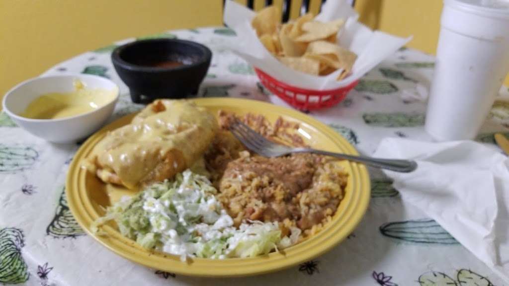 El Jalapeño | 1116 N Brooks St, Brazoria, TX 77422, USA | Phone: (979) 248-1894