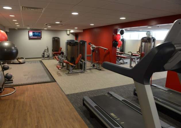 Vale Farm Sports Centre | Watford Rd, London HA0 3HG, UK | Phone: 020 8908 6545