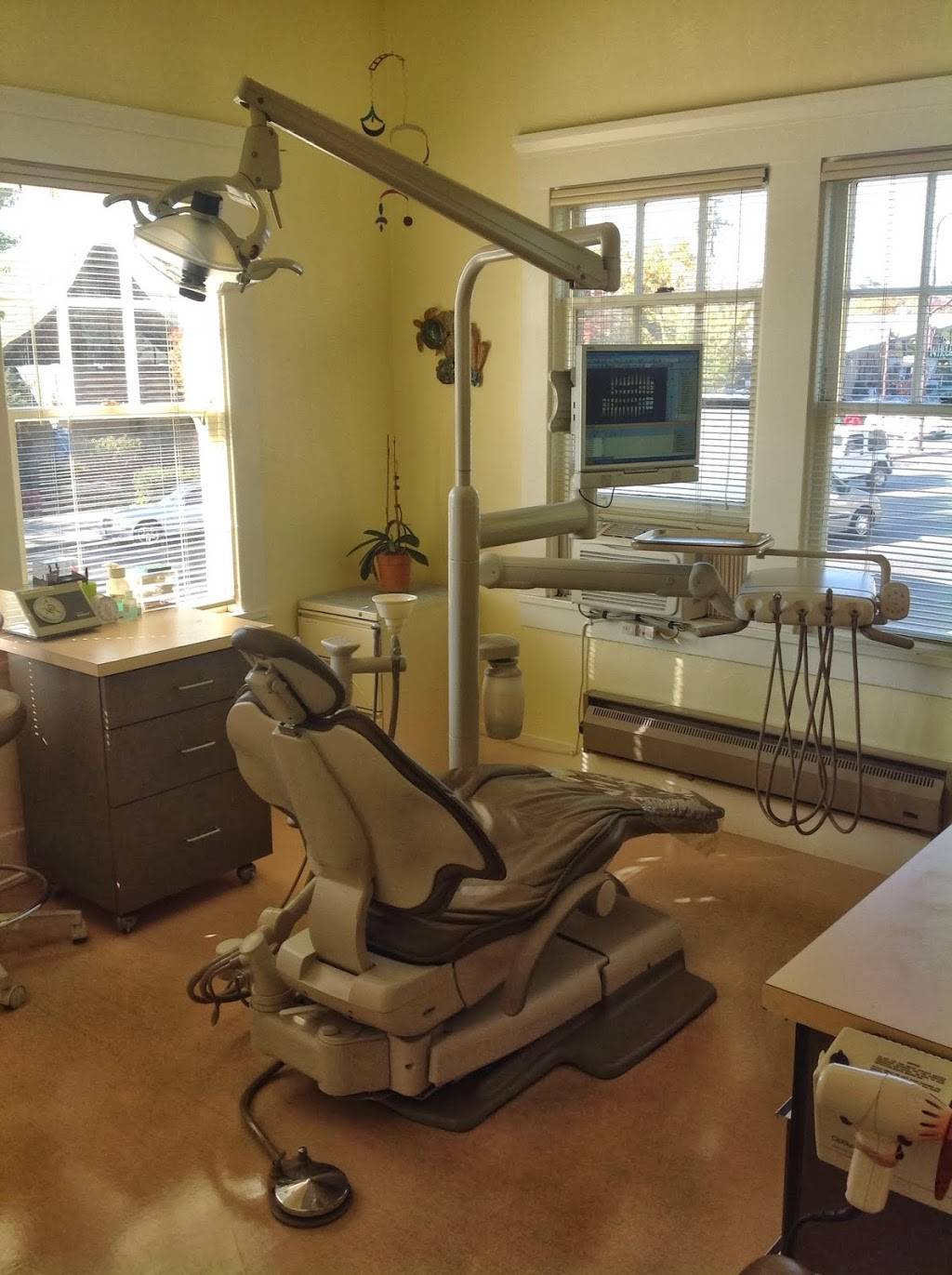 Dr. Marchelle C. King, DDS | 3045 Telegraph Ave, Berkeley, CA 94705 | Phone: (510) 549-0644