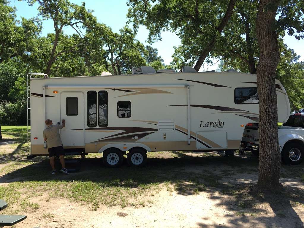 DeMontrond RV | 3220 Gulf Fwy, Texas City, TX 77591, USA | Phone: (832) 548-0910