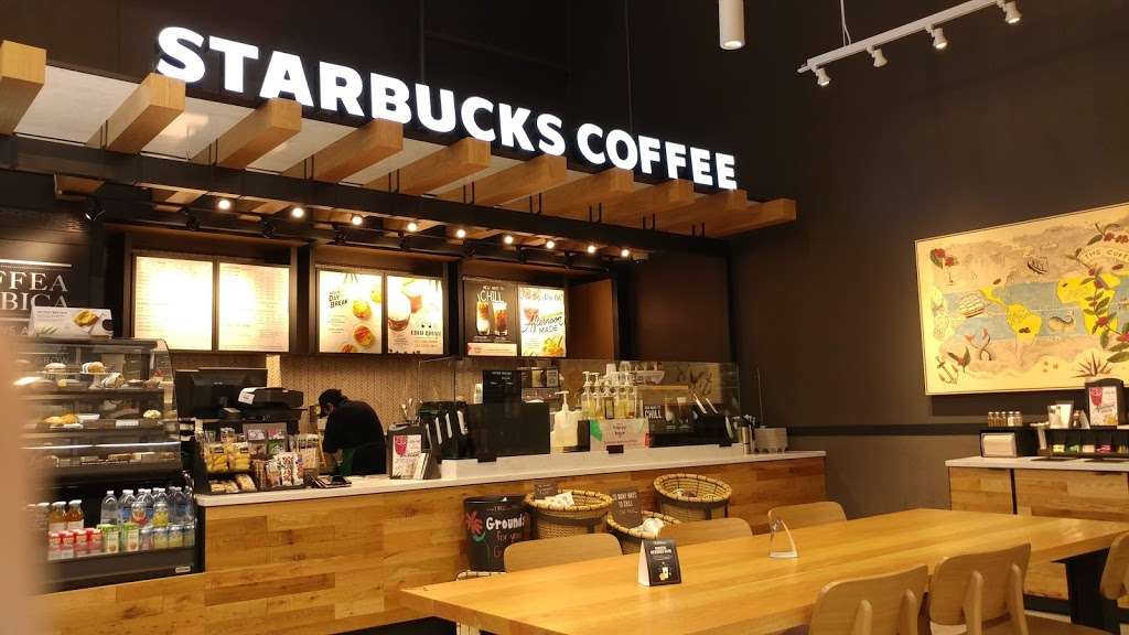 Starbucks | 405 Porters Vale Blvd, Valparaiso, IN 46383, USA | Phone: (219) 300-8009