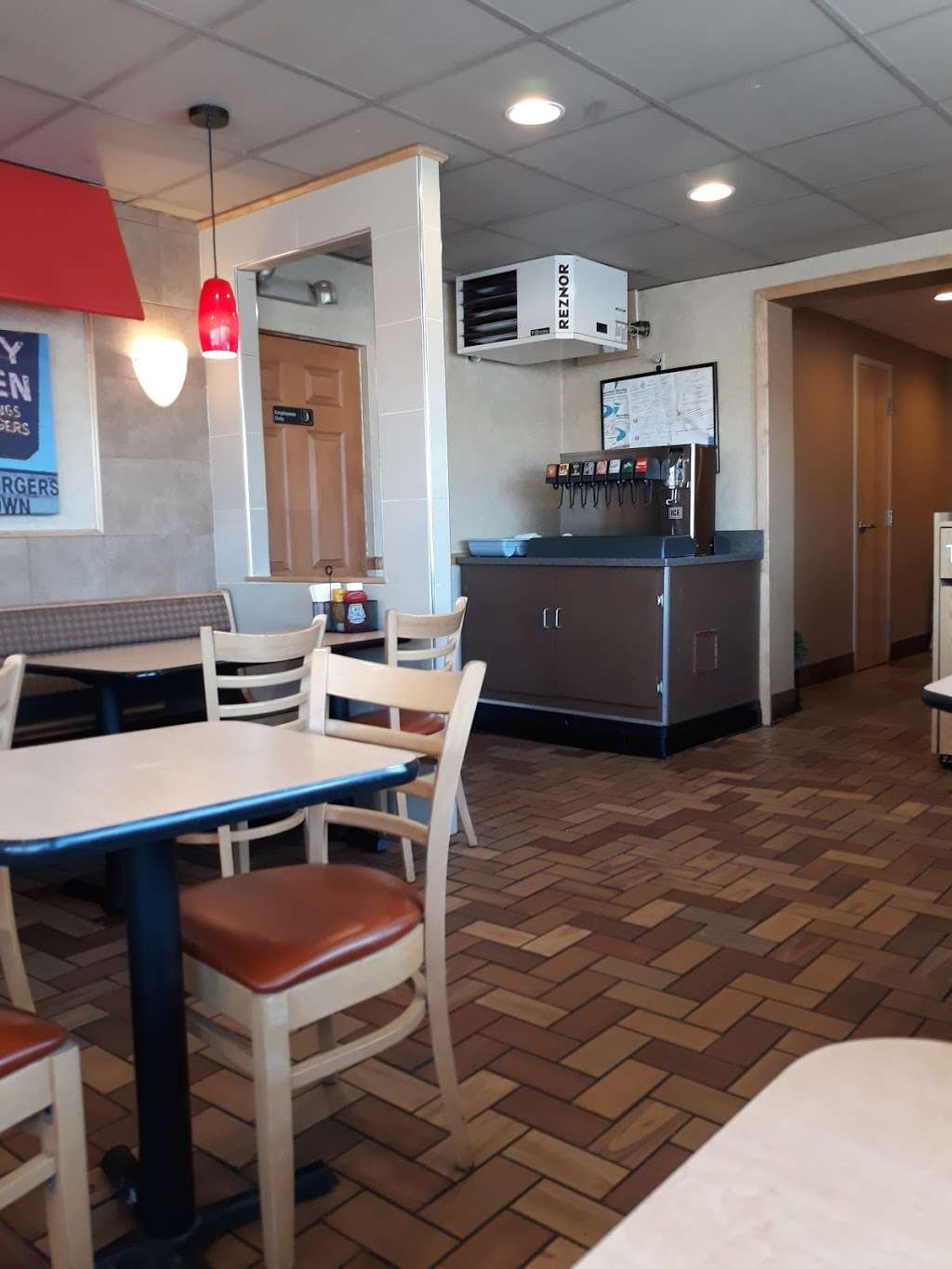 Dairy Queen Grill & Chill | 122 Main St, Foxborough, MA 02035 | Phone: (508) 543-6488