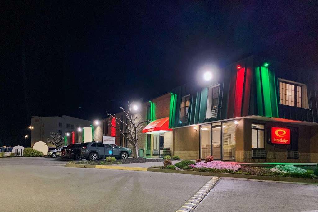 Econo Lodge Winchester North | 1593 Martinsburg Pike, Winchester, VA 22603 | Phone: (540) 662-4700