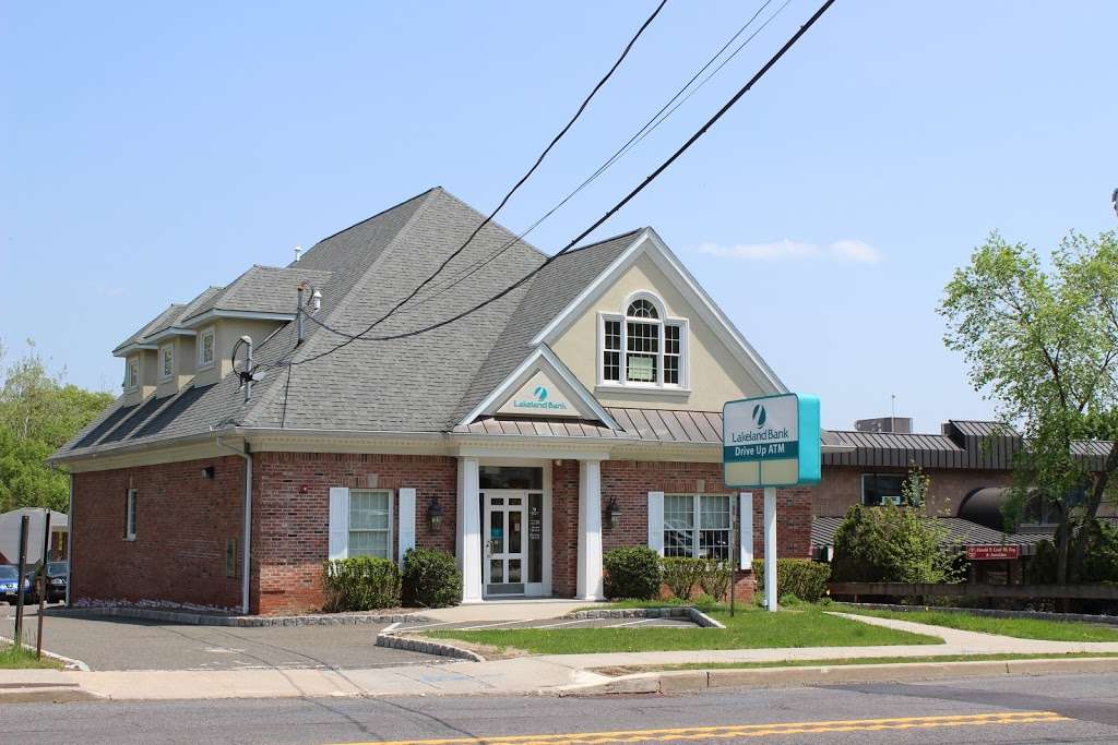 Lakeland Bank | 892 Belmont Ave, North Haledon, NJ 07508, USA | Phone: (973) 427-1035