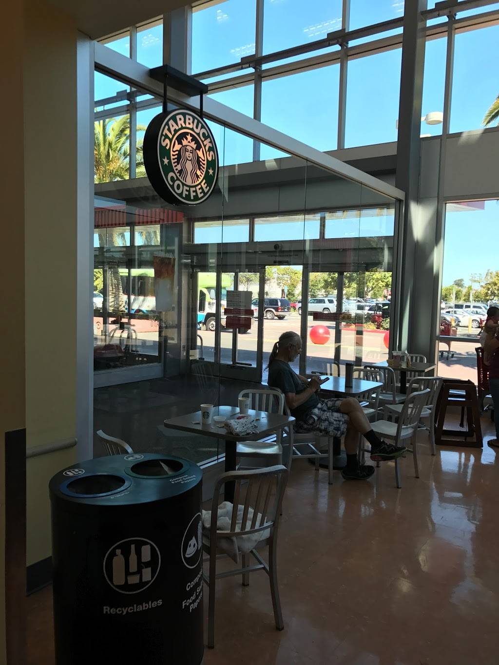 Starbucks | 1057 Eastshore Hwy, Albany, CA 94710, USA | Phone: (510) 982-3394