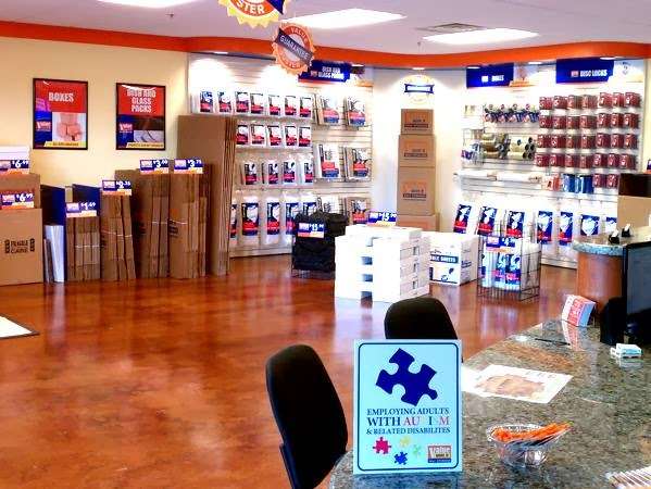 Value Store It Self Storage Doral | 5900 NW 102nd Ave, Doral, FL 33178, USA | Phone: (305) 592-4455