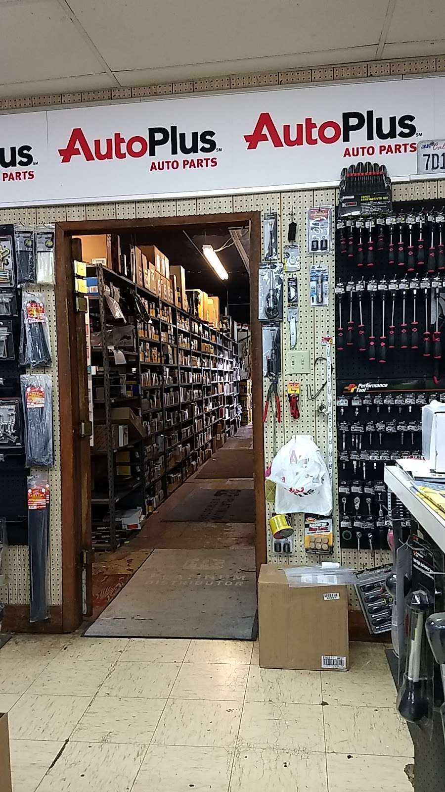 Standard Auto Parts | 309 N Market St, Monon, IN 47959, USA | Phone: (219) 253-6661