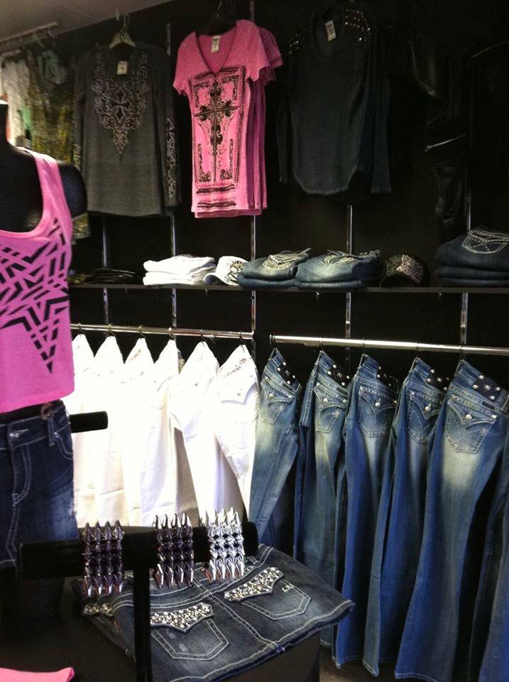 Platinum Clothing | 411 Lowell St, Wakefield, MA 01880, USA | Phone: (781) 245-0095