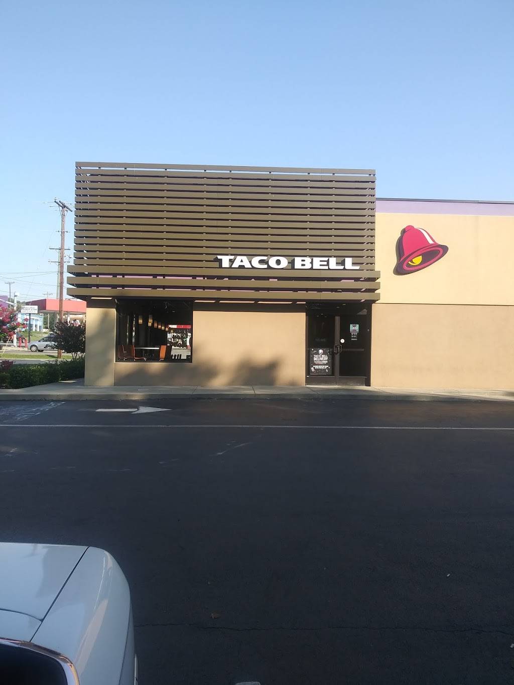 Taco Bell | 990 Murfreesboro Rd, Nashville, TN 37217, USA | Phone: (615) 366-1030