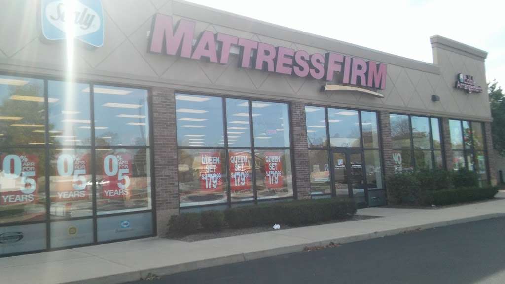 Mattress Firm Avon | 10667 US-36, Avon, IN 46123, USA | Phone: (317) 271-7208