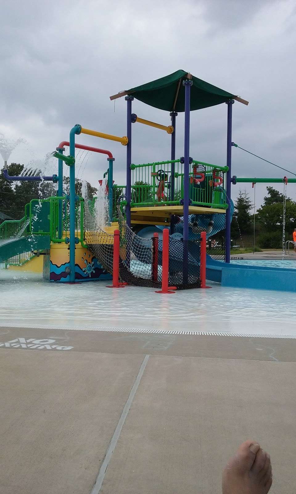 Hawthorn Woods Aquatic Center | 94 N Midlothian Rd, Hawthorn Woods, IL 60047 | Phone: (847) 847-3504