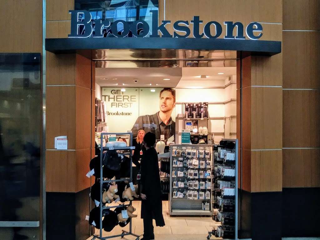 Brookstone | 3100 S Terminal Rd, Houston, TX 77032, USA | Phone: (281) 230-3808