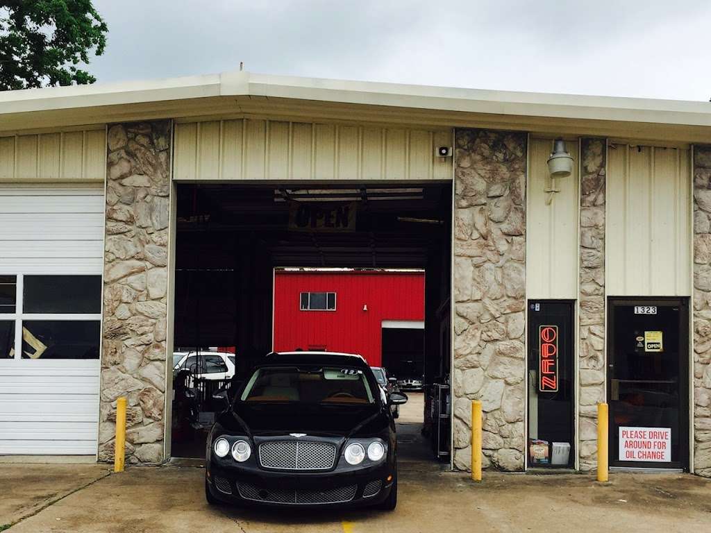 Oil Change Express & More | 1323 W Mt Houston Rd, Houston, TX 77038, USA | Phone: (281) 447-0729