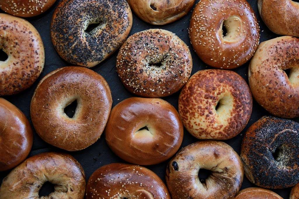 Tastys Bagels | 80 Taunton St, Plainville, MA 02762, USA | Phone: (508) 316-1228