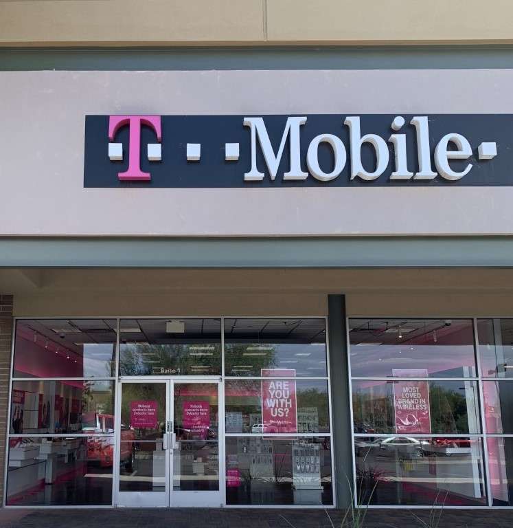 T-Mobile | 3431 W Frye Rd Ste A101, Chandler, AZ 85226, USA | Phone: (480) 821-2125