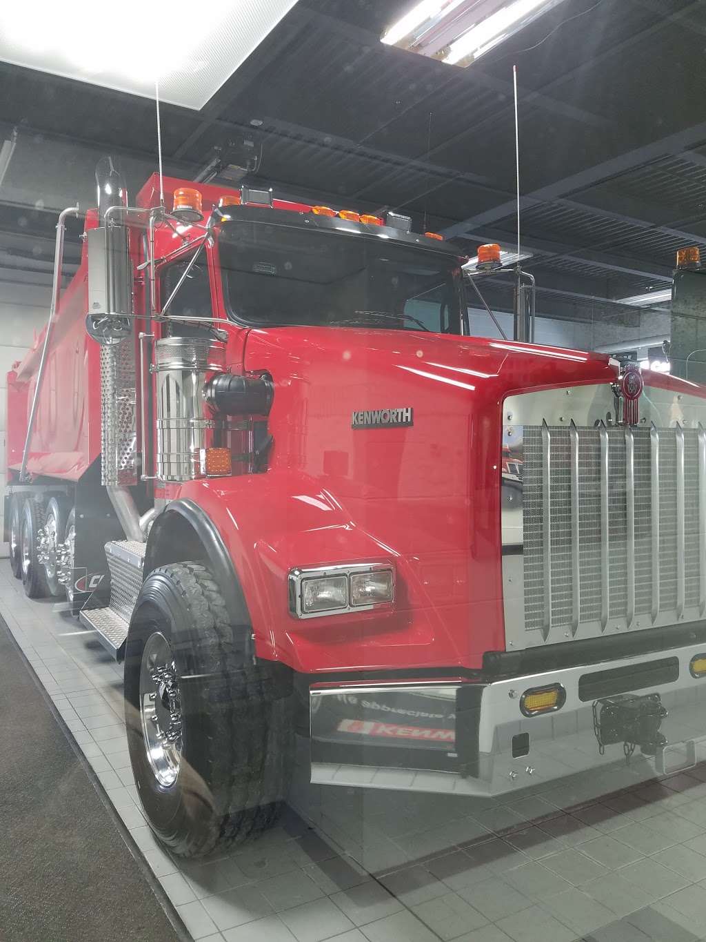 Wisconsin Kenworth | 9350 S 22nd St, Oak Creek, WI 53154, USA | Phone: (414) 761-5959