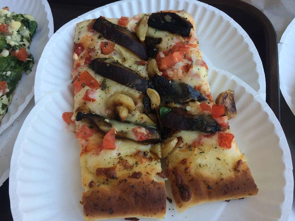 Pizza Rustica | 3327 E Oakland Park Blvd, Fort Lauderdale, FL 33308, USA | Phone: (954) 567-2991