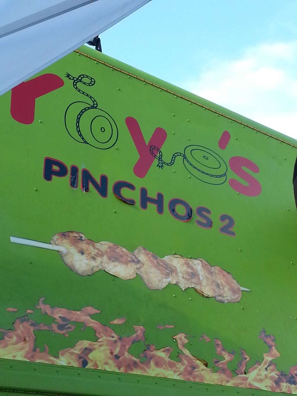 Yoyo Pinchos | 4725 Old Goldenrod Rd, Orlando, FL 32822, USA | Phone: (407) 517-8677