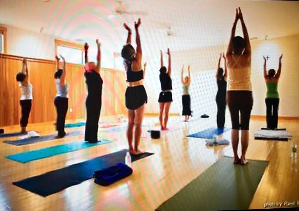 Amherst Yoga Studio, LLC | 2 Limbo Ln, Amherst, NH 03031, USA | Phone: (603) 716-0111