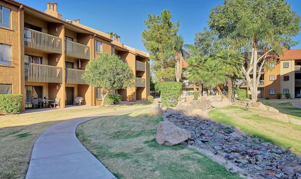 Renaissance Apartment Homes | 13421 N 43rd Ave, Phoenix, AZ 85029, USA | Phone: (844) 201-5305