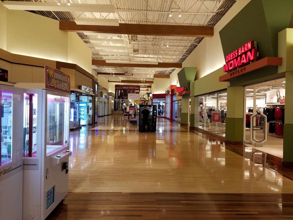 Grapevine Mills | 3000 Grapevine Mills Pkwy, Grapevine, TX 76051 | Phone: (972) 724-4910