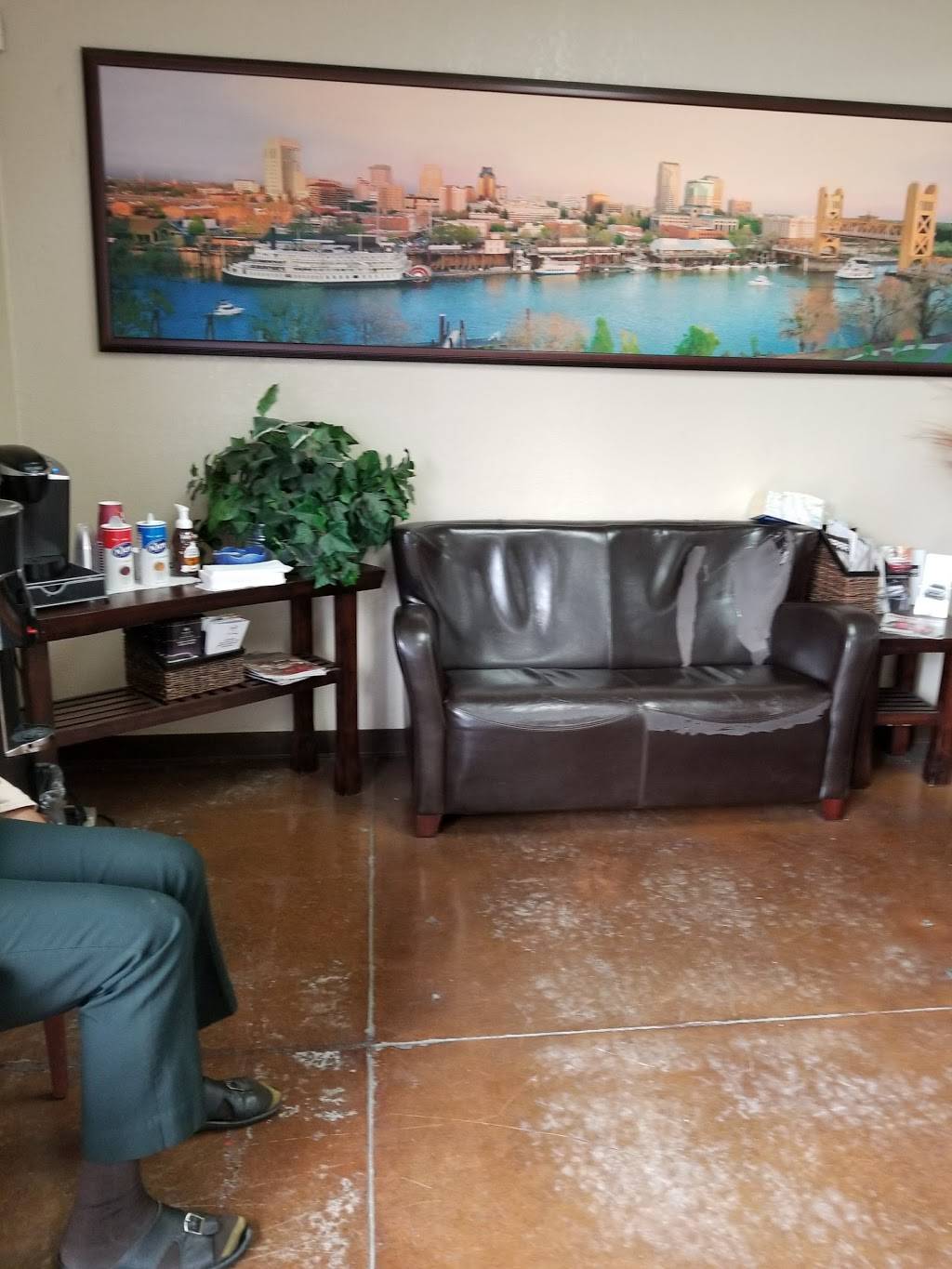 Natomas Auto Body & Paint in 829 Del Paso Rd, Sacramento, CA 95834, USA