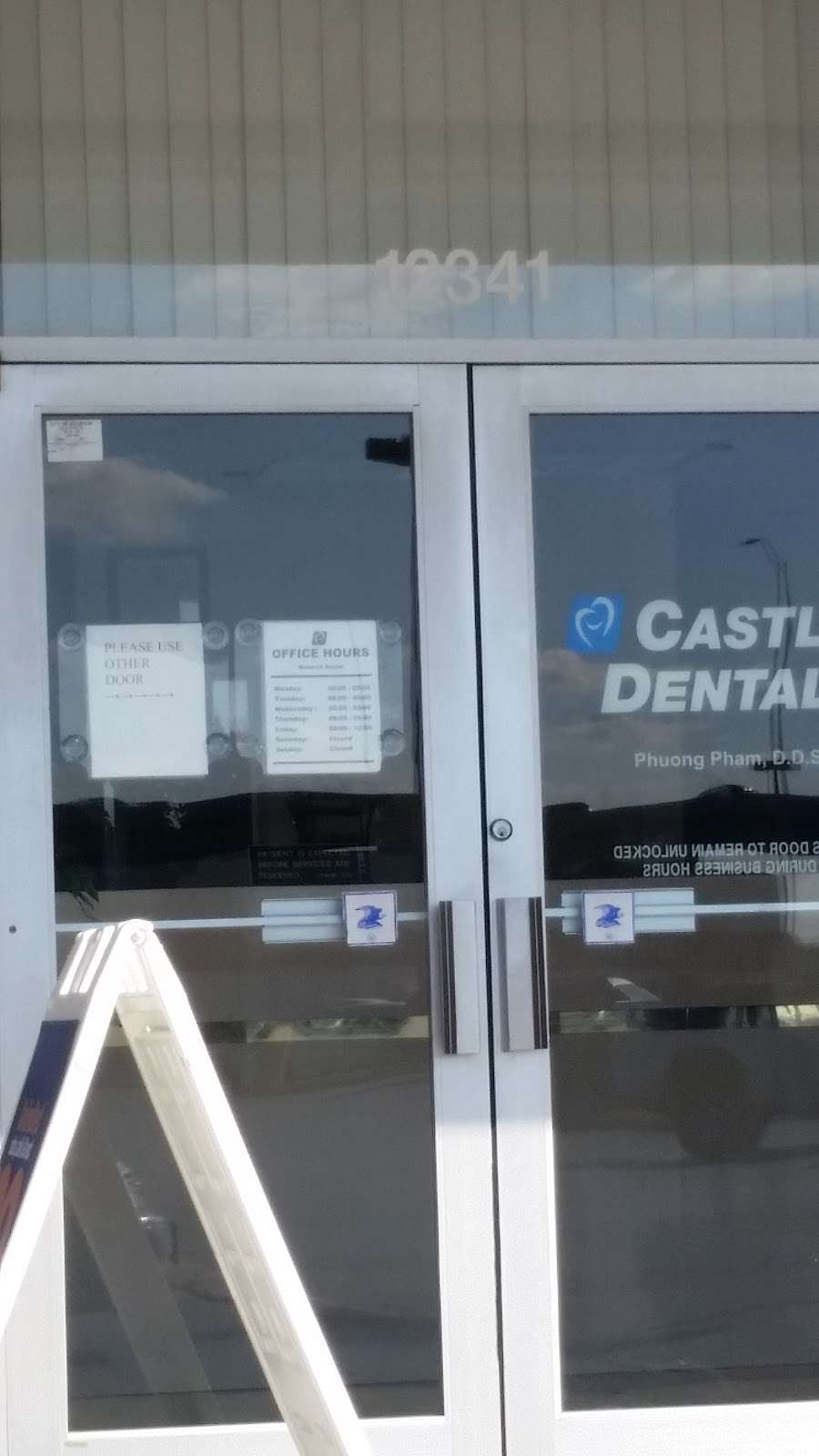 Castle Dental | 12341 S Main St, Houston, TX 77035, USA | Phone: (713) 729-9898