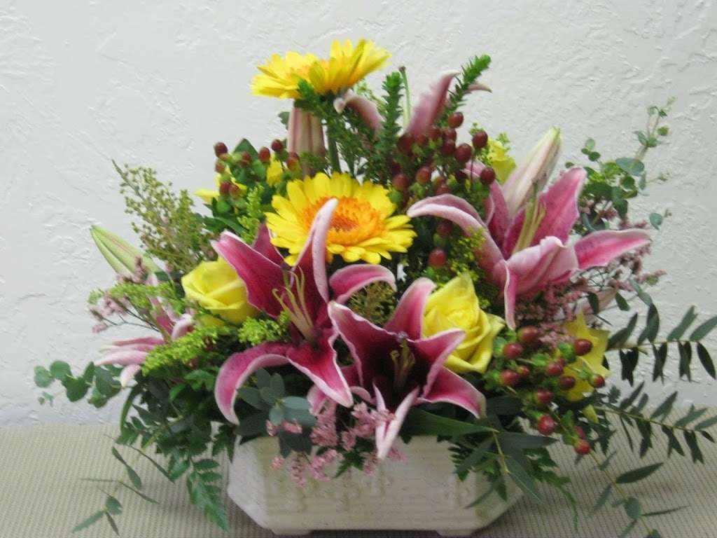 Creation Flowers | 17009 Bamwood Rd, Houston, TX 77090, USA | Phone: (281) 924-9983