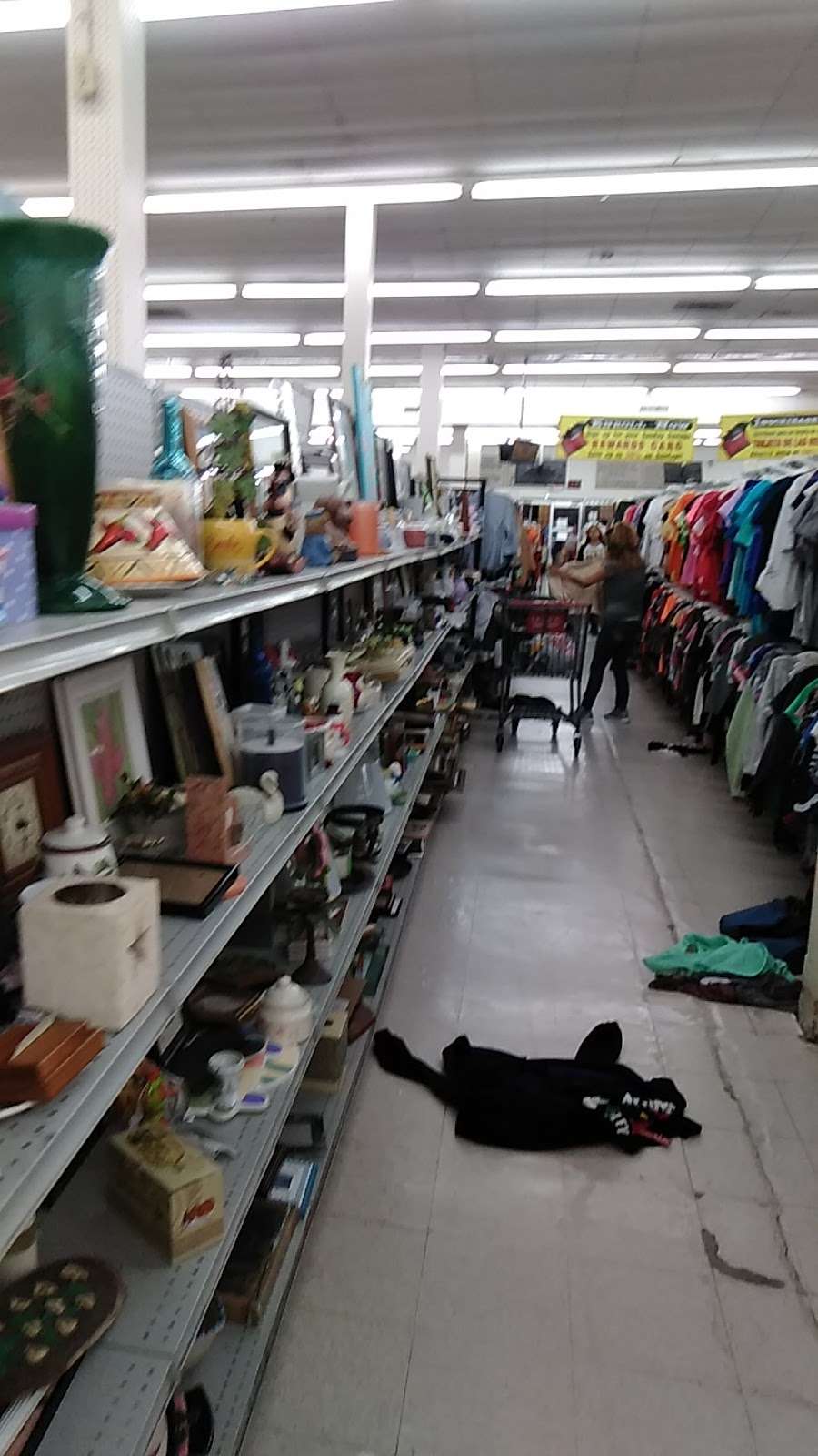 Family Thrift Center | 4330 Fulton St, Houston, TX 77009, USA | Phone: (713) 699-4733