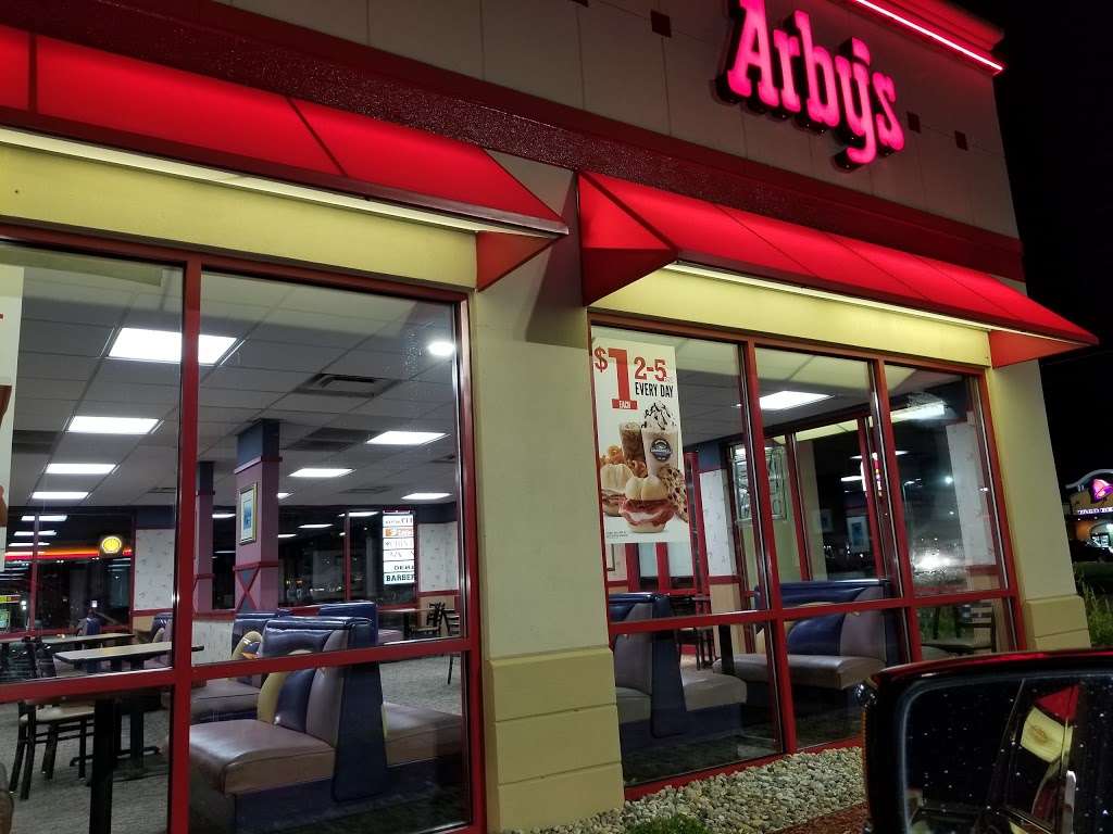 Arbys | 11730 Pendleton Pike, Indianapolis, IN 46236, USA | Phone: (317) 826-8837