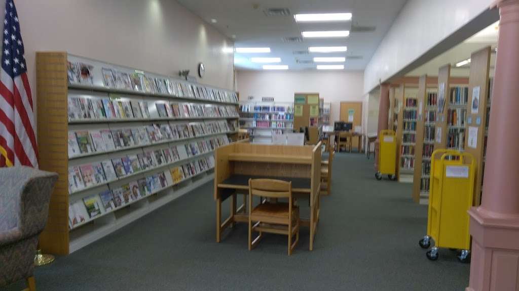 Tyngsborough Public Library | 25 Bryant Ln, Tyngsborough, MA 01879, USA | Phone: (978) 649-7361