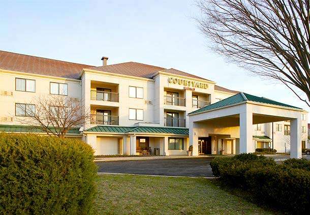 Courtyard by Marriott Princeton | 3815 US Route 1 @ Mapleton Rd, Princeton, NJ 08540, USA | Phone: (609) 716-9100