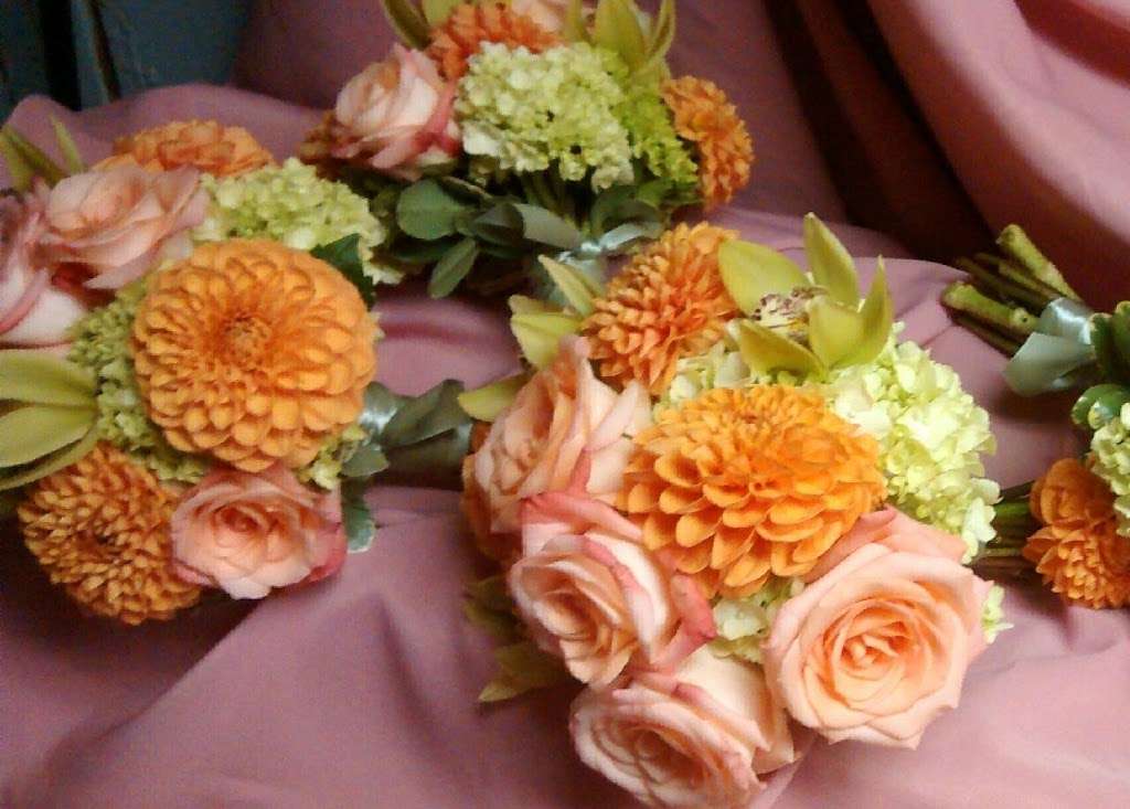 Cooks Florist | 815 N Black Horse Pike, Runnemede, NJ 08078, USA | Phone: (856) 931-7193