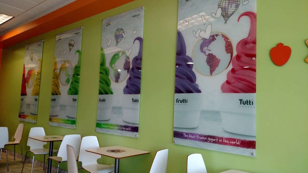 Tutti Frutti | 9865 Blackhawk Blvd, Houston, TX 77075, USA