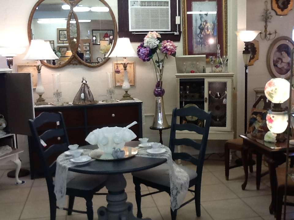 Antiques on 146 | 3603 TX-146, Bacliff, TX 77518, USA | Phone: (281) 532-6467