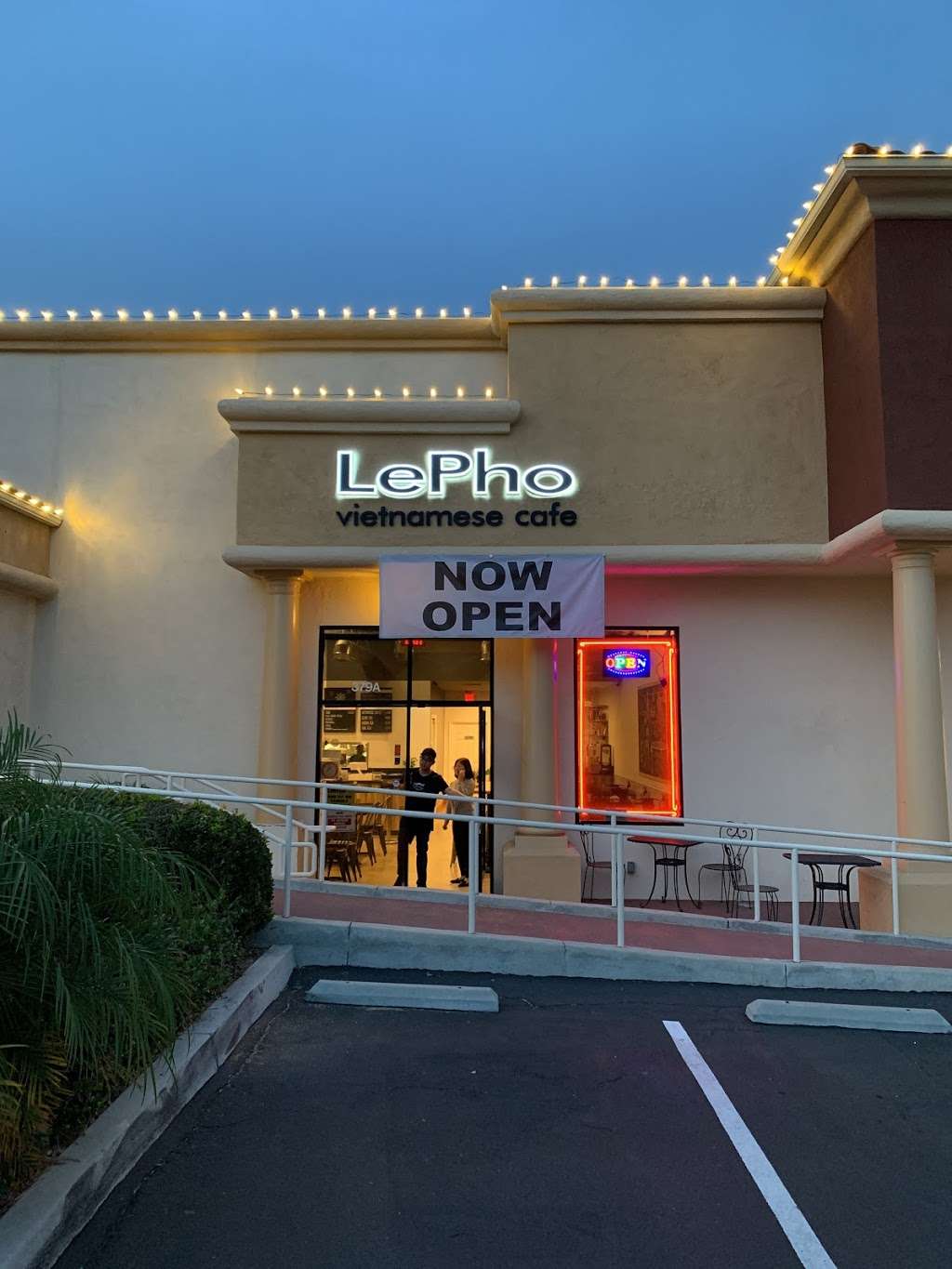 LePho | 379 W Central Ave A, Brea, CA 92821 | Phone: (714) 784-6661