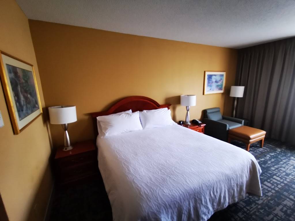 Hilton Garden Inn Cincinnati/Sharonville | 11149 Dowlin Dr, Sharonville, OH 45241, USA | Phone: (513) 772-2837