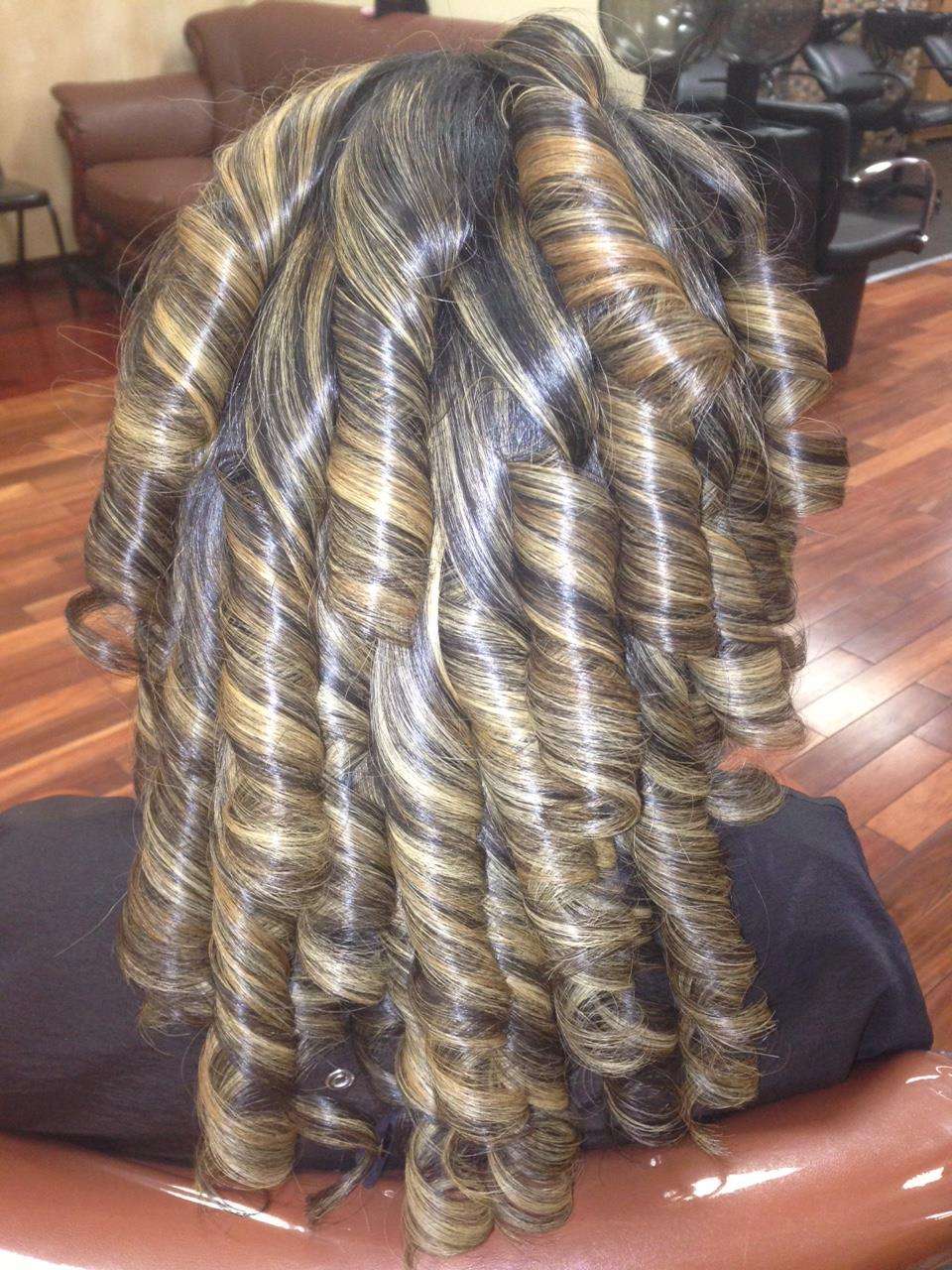 Mena's Hair Design - 4287 167th St, Country Club Hills, IL 60478