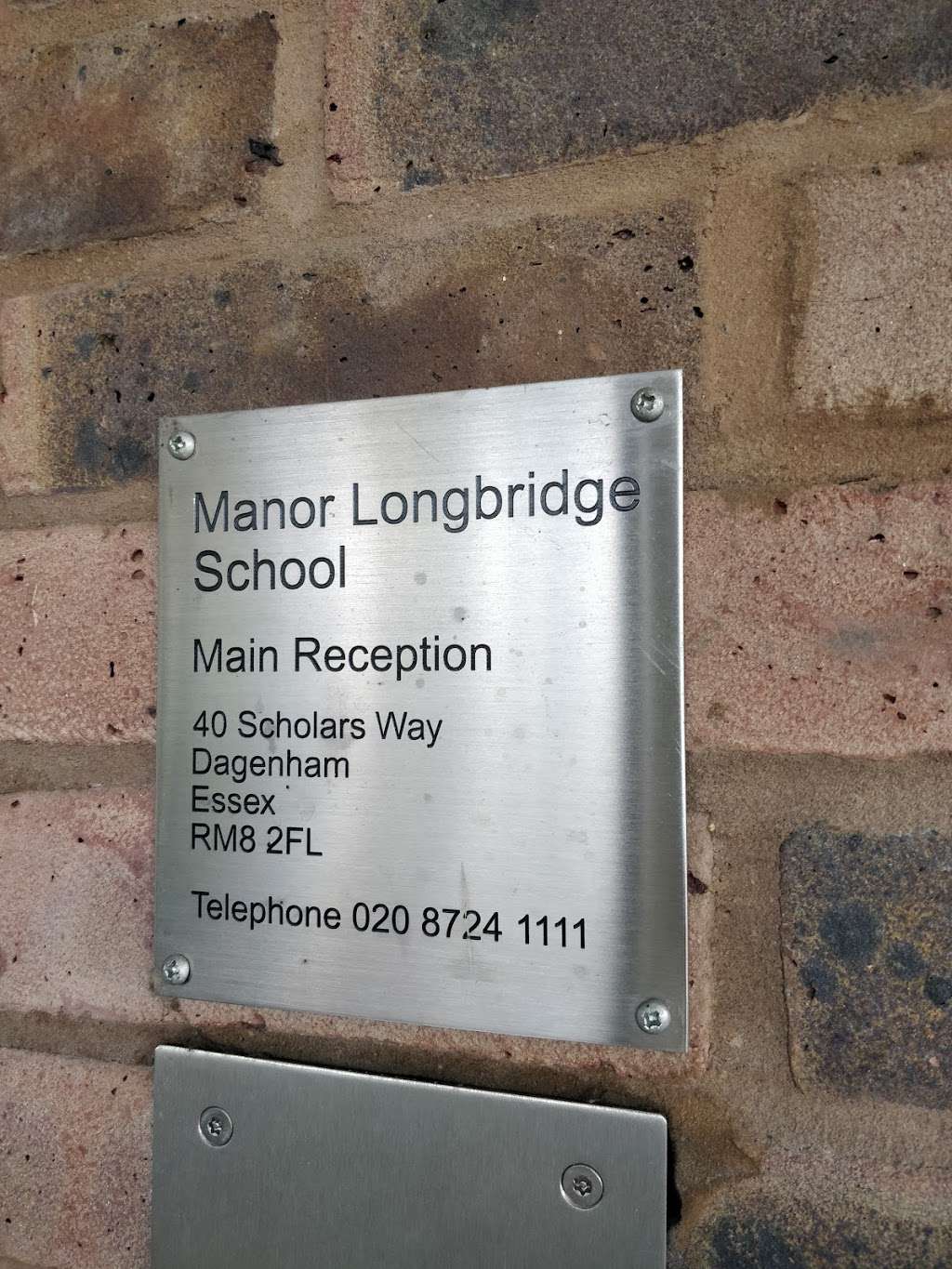 Manor Longbridge School | Dagenham RM8 2JA, UK | Phone: 020 8724 1111