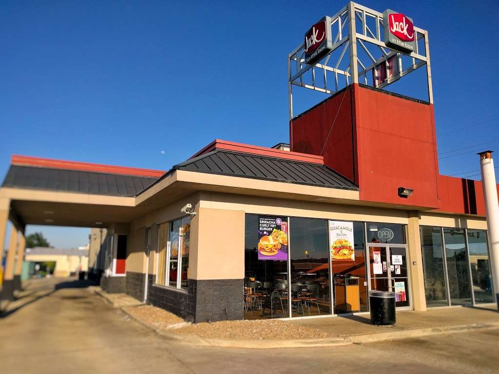 Jack in the Box | 3500 Grapevine Mills Pkwy #200, Grapevine, TX 76051, USA | Phone: (972) 355-7508
