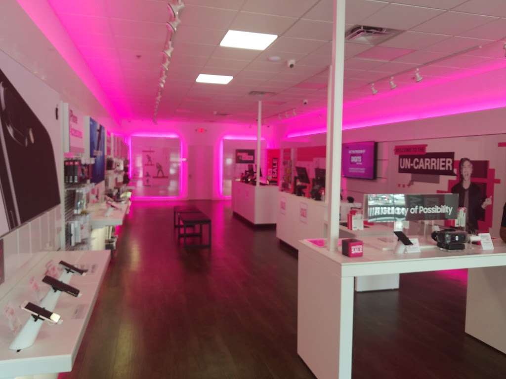 T-Mobile | 10132 W Indiantown Rd Ste C-3, Jupiter, FL 33478, USA | Phone: (561) 250-6609