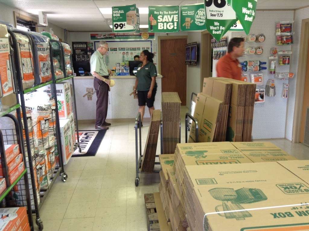 U-Haul Moving & Storage of Cedar Hill | 1050 Kck Way, Cedar Hill, TX 75104 | Phone: (972) 293-1155