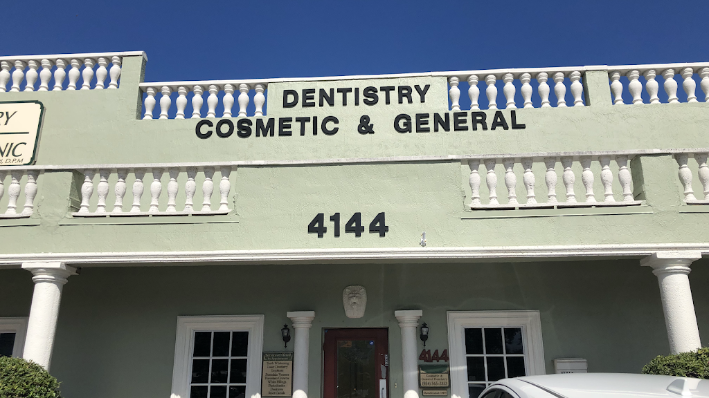 Coral Bay Smiles Dentistry | 4144 N Federal Hwy, Fort Lauderdale, FL 33308, USA | Phone: (954) 565-3353