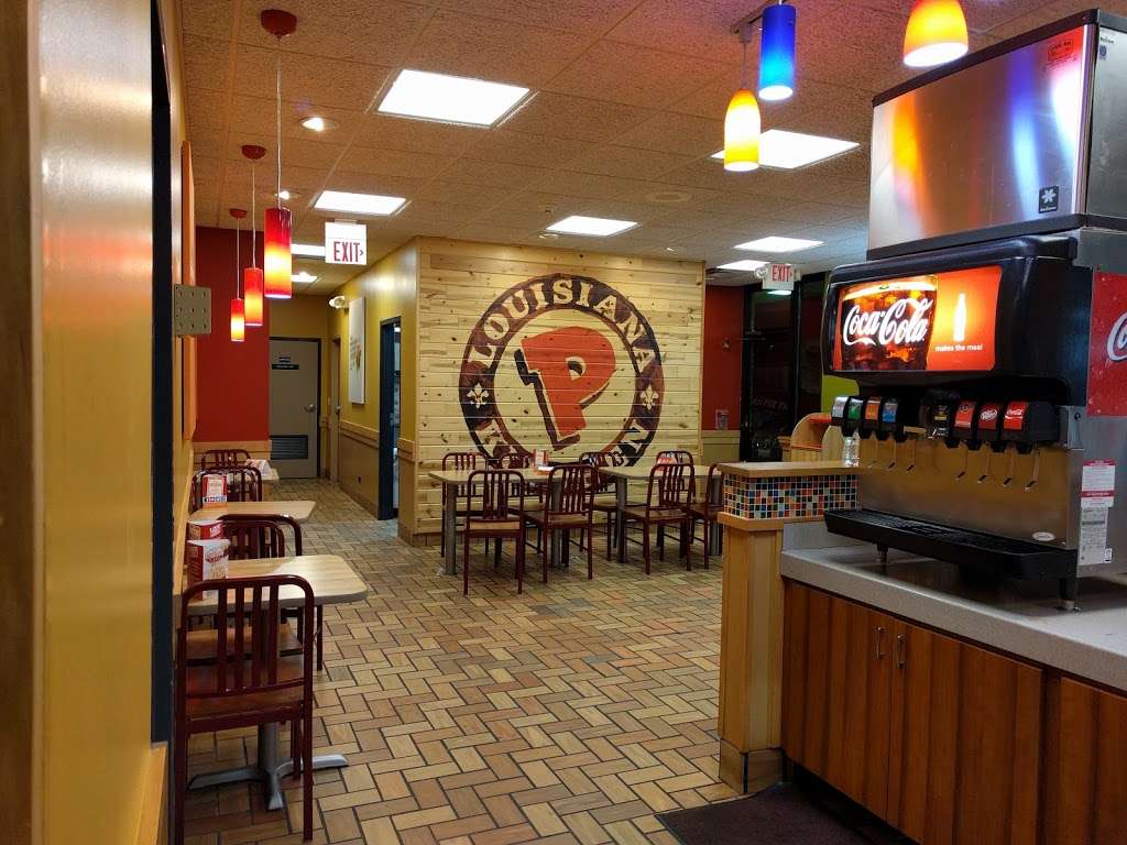 Popeyes Louisiana Kitchen | 20 Surrey Brook Plz, Sauk Village, IL 60411, USA | Phone: (708) 757-5863