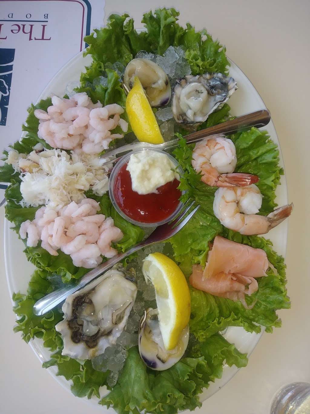 The Tides Wharf & Restaurant | 835 Bay Hwy, Bodega Bay, CA 94923, USA | Phone: (707) 875-3652