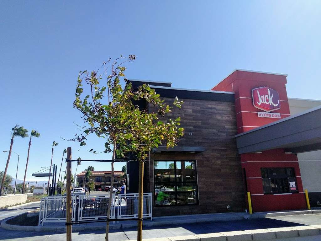 Jack in the Box | 1001 E Alessandro Blvd, Riverside, CA 92508, USA | Phone: (951) 653-5467